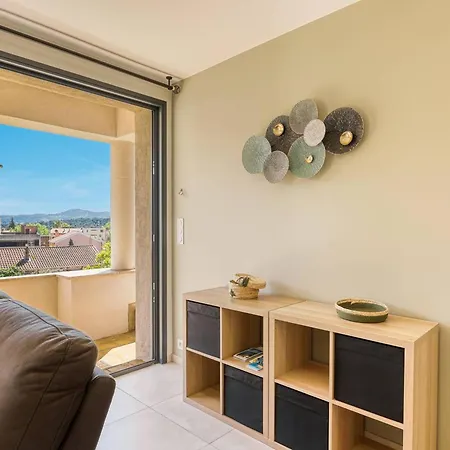 Appartement Climatisé Proche - Centre - Fr-1-816-24 Le Lavandou