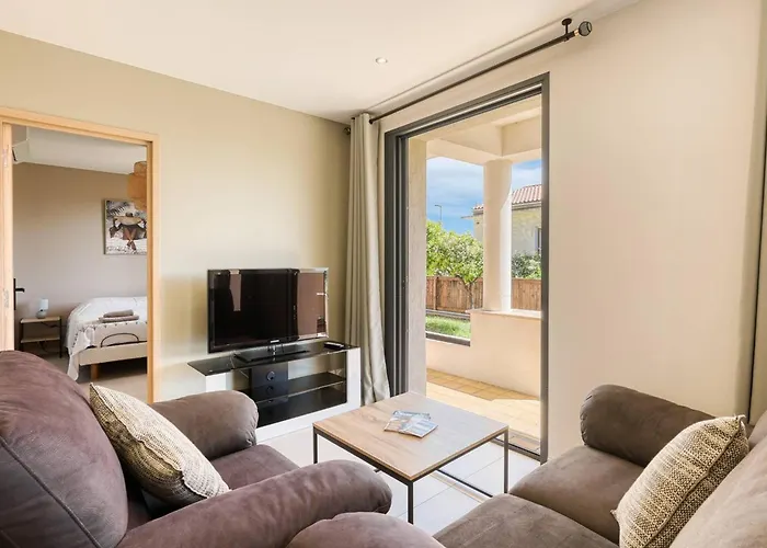 Climatise Proche Centre-ville Et - Fr-1-816-24 Apartman *