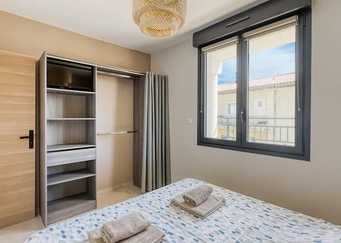 Climatise Proche Centre-ville Et - Fr-1-816-24 *